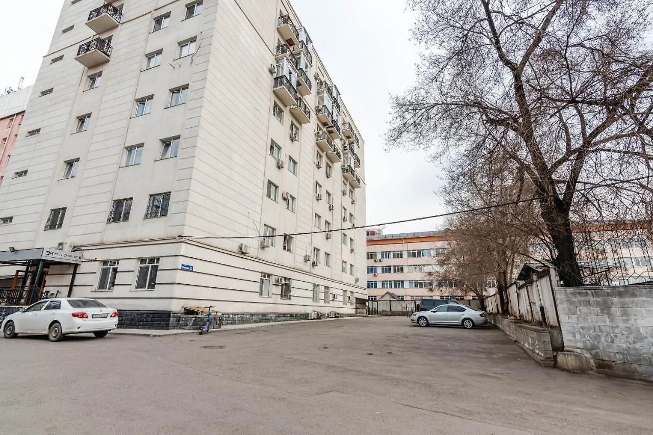 Очаровательная 3-Комн. Квартира В Центре Города Apartment Almaty 0*,